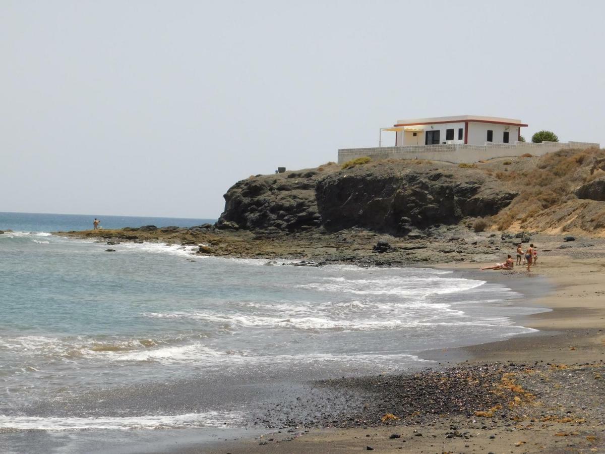 Вилла El Roquito Ocean View Тарахалехо Экстерьер фото